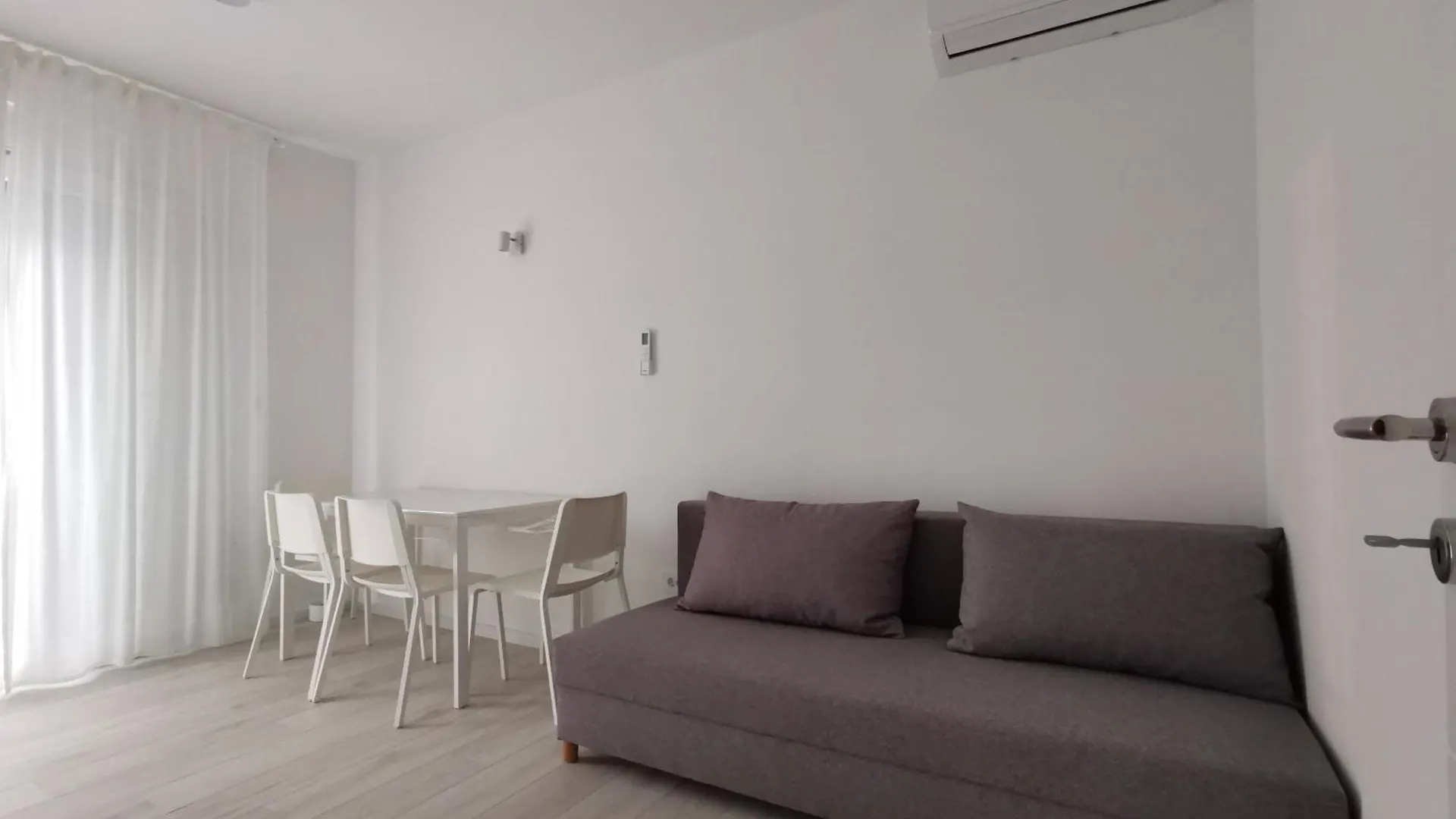 Aurora Apartments Vrsi-Mulo كرواتيا